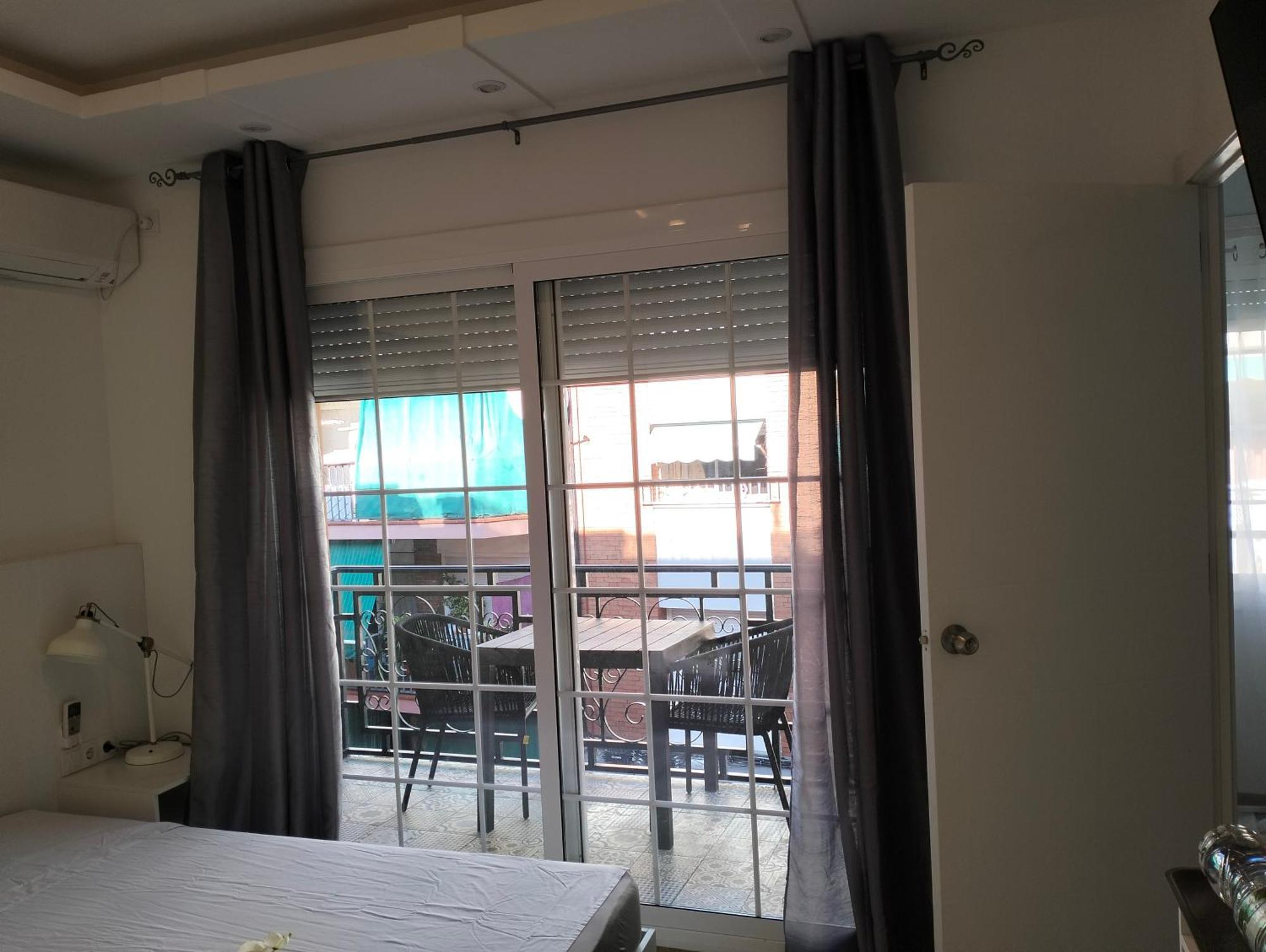 Warm Harbor Apartment Santa Coloma de Gramanet Exterior foto