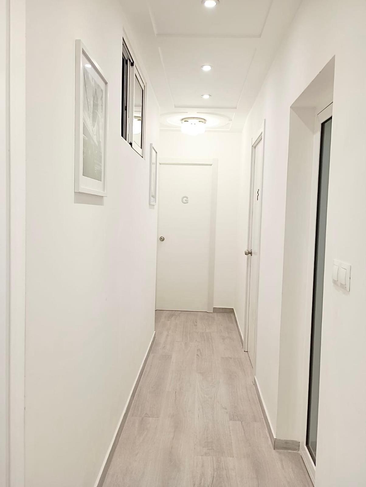 Warm Harbor Apartment Santa Coloma de Gramanet Exterior foto